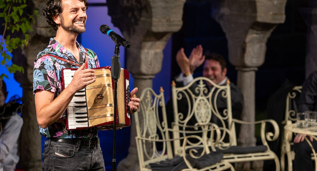 mitternachtsrevue-tutto-per-amore-alles-aus-liebe-mitternachtsrevue-mit-dem-kreuzgang-ensemble