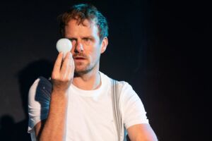 ZIMMER 3327 // Musiktheater