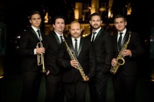 Die Ginzburg Dynastie - Schlosshofkonzert
