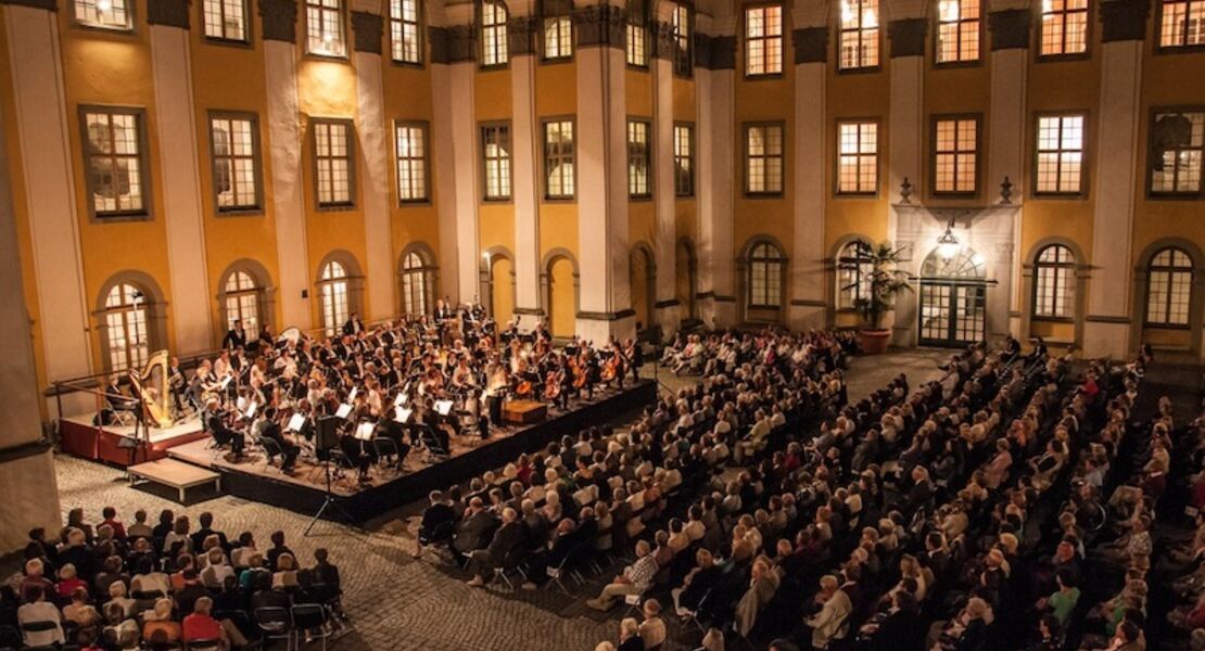 traditionelle-schlosshofserenade