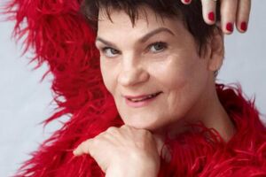 GAYLE TUFTS - 20 Jahre metro-Kino - PLEASE, DON´T STOP THE MUSIC