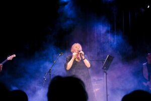 Ellen Esser & Band - Ein Abend mit deutschen & französischen Liedern