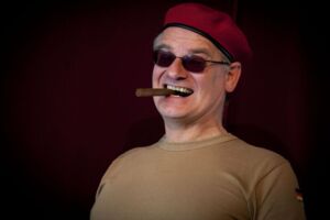 Ausbilder Schmidt - UNKRAUT VERGEHT NICHT  25 JAHRE ANSCHISS