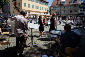 GEMEINSAM LAUT