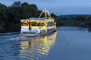 Lampionfahrt mit Live-Musik - Tageskreuzfahrten 2026 - Entdecken