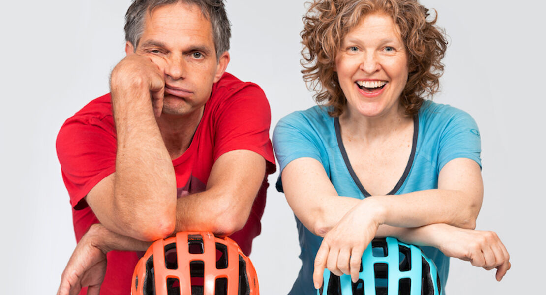 kabarett-duo-reisegruppe-ehrenfeld-das-ziel-ist-auch-nicht-die-losung-ein-paar-packt-aus