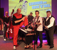 Legenden des RocknRoll: Elvis, Jerry Lee und Johnny Cash - Ein unvergesslicher Abend voller Musik und Nostalgie!