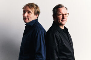 Matthias Brandt & Jens Thomas - KRANKENAKTE ROBERT SCHUMANN