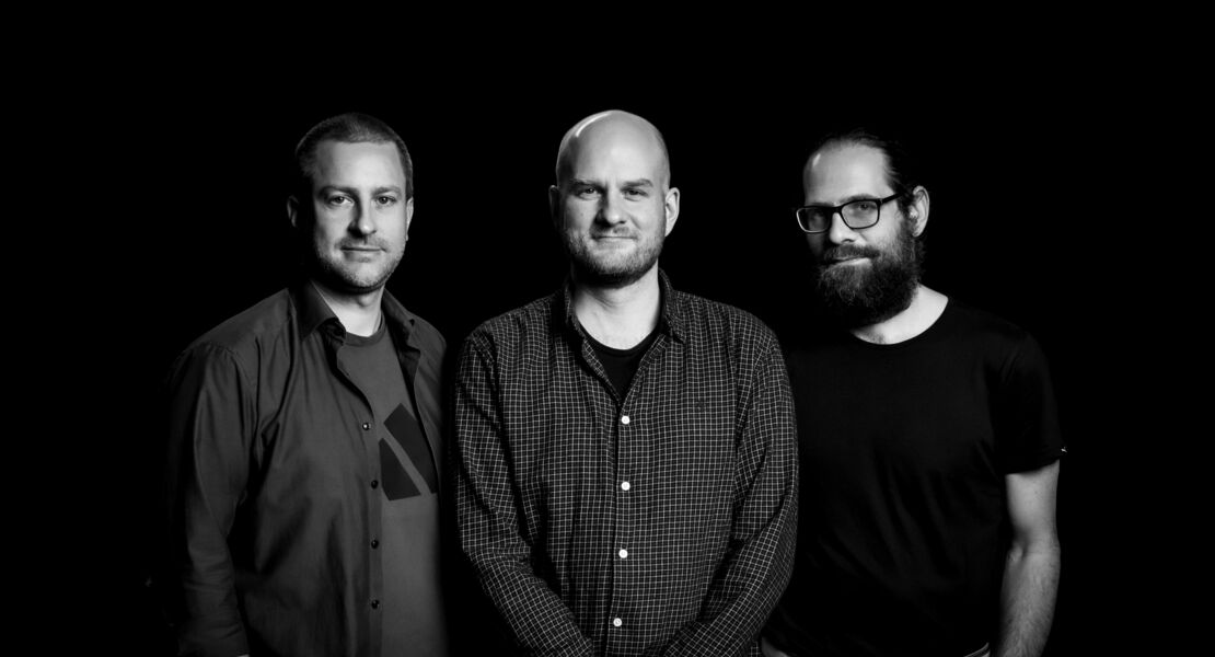 alexander-wienand-trio-strangers