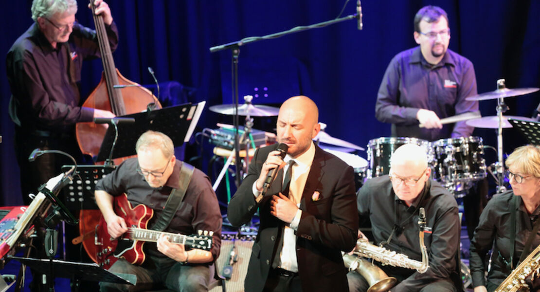 big-band-night-vol-10-bosch-swing-dance-orchestra-das-grosse-jubilaum-mit-roland-baisch-als-special-guest