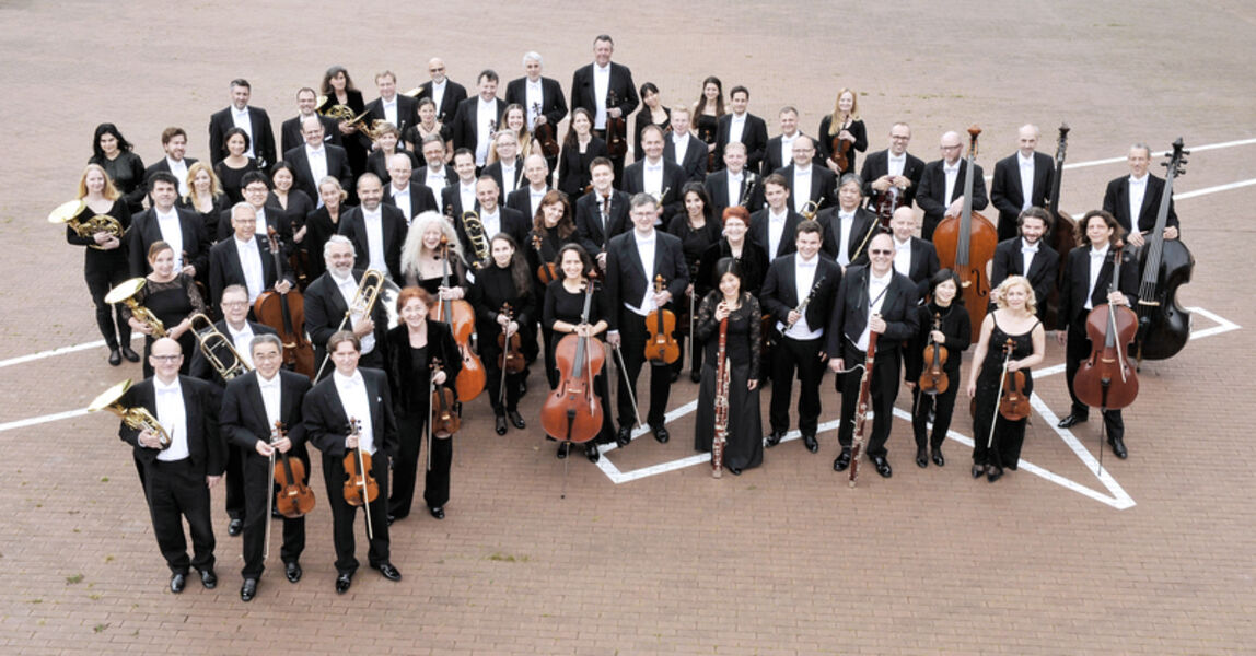 neujahrskonzert-der-nordwestdeutschen-philharmonie-zuruck-in-die-zukunft