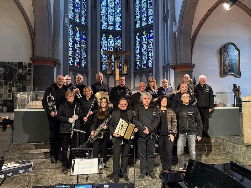 charitykonzert-fur-helping-hands