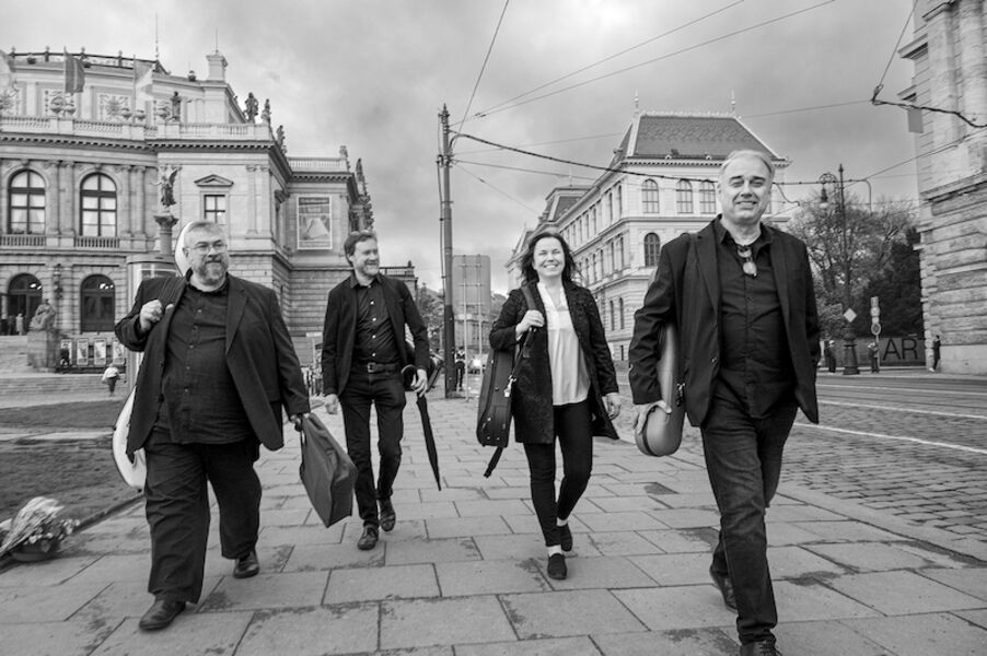 tschechisches-philharmonisches-quartett-prag-mozart-dvoak